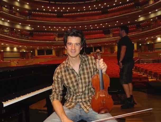 Christian Hebel tour